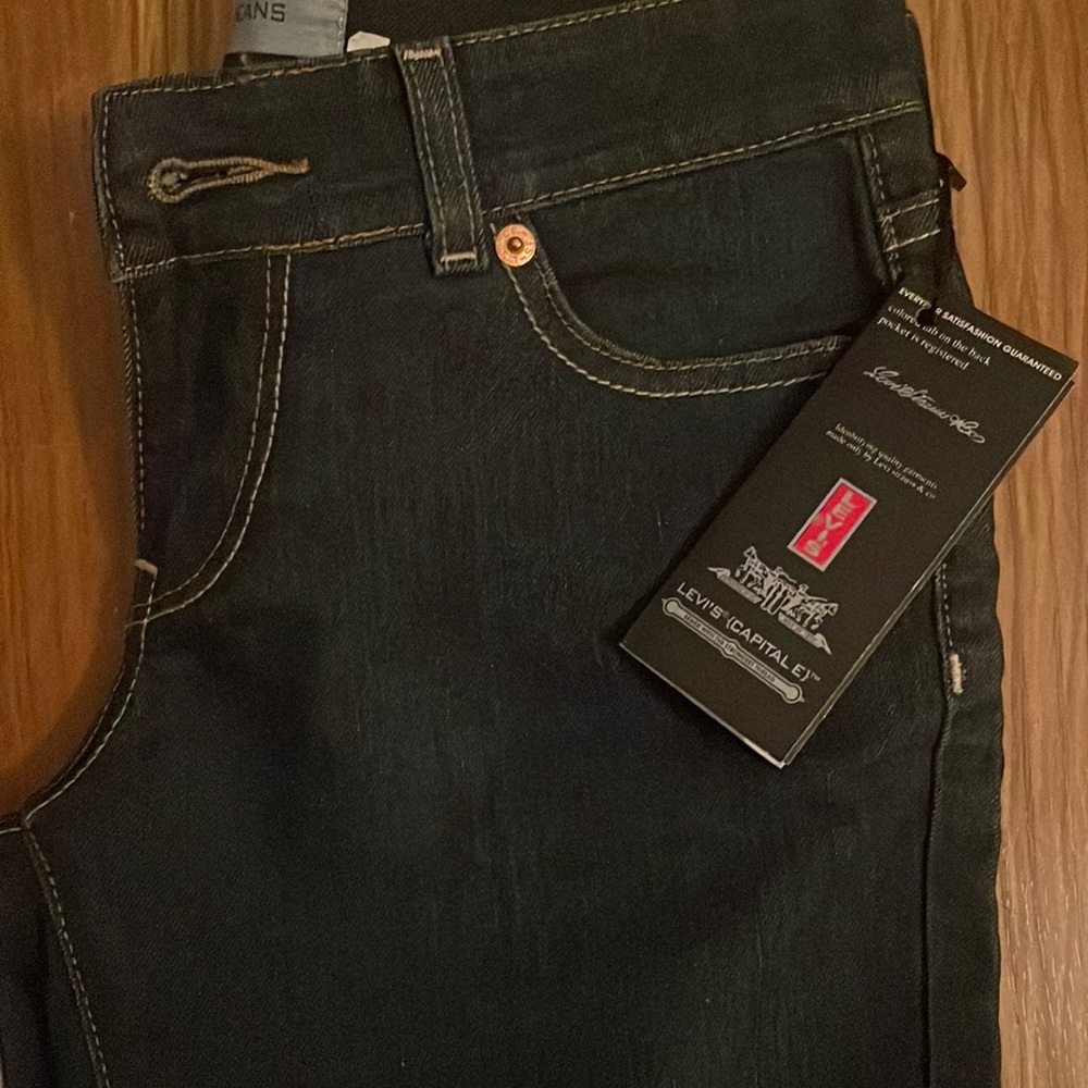Low rise jeans